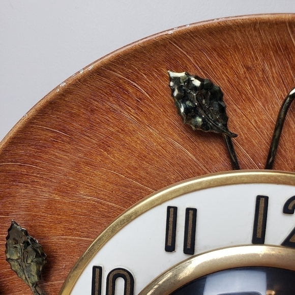 SUNBURST Wall Clock by United 𝅺MID-CENTURY Modern Brass Leaves - Picture 7 of 14